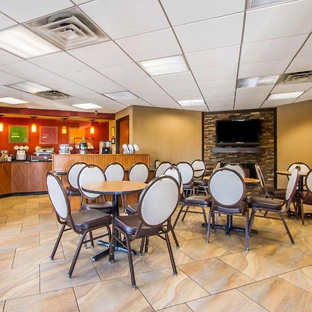 Rodeway Inn & Suites Clarksville Zewnętrze zdjęcie