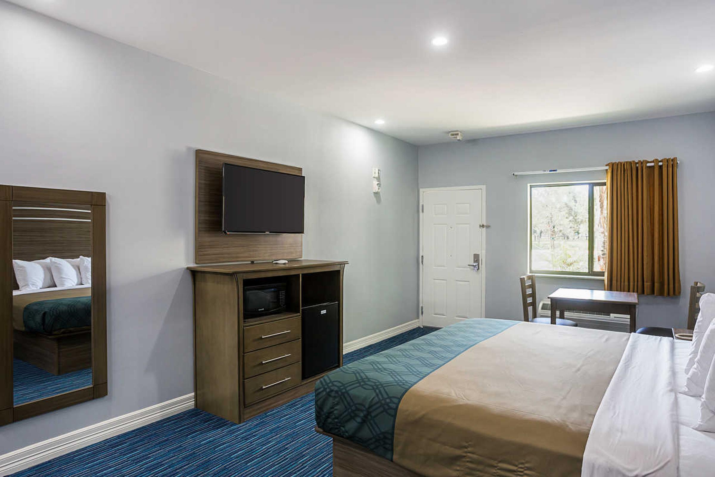 Rodeway Inn & Suites Clarksville Zewnętrze zdjęcie