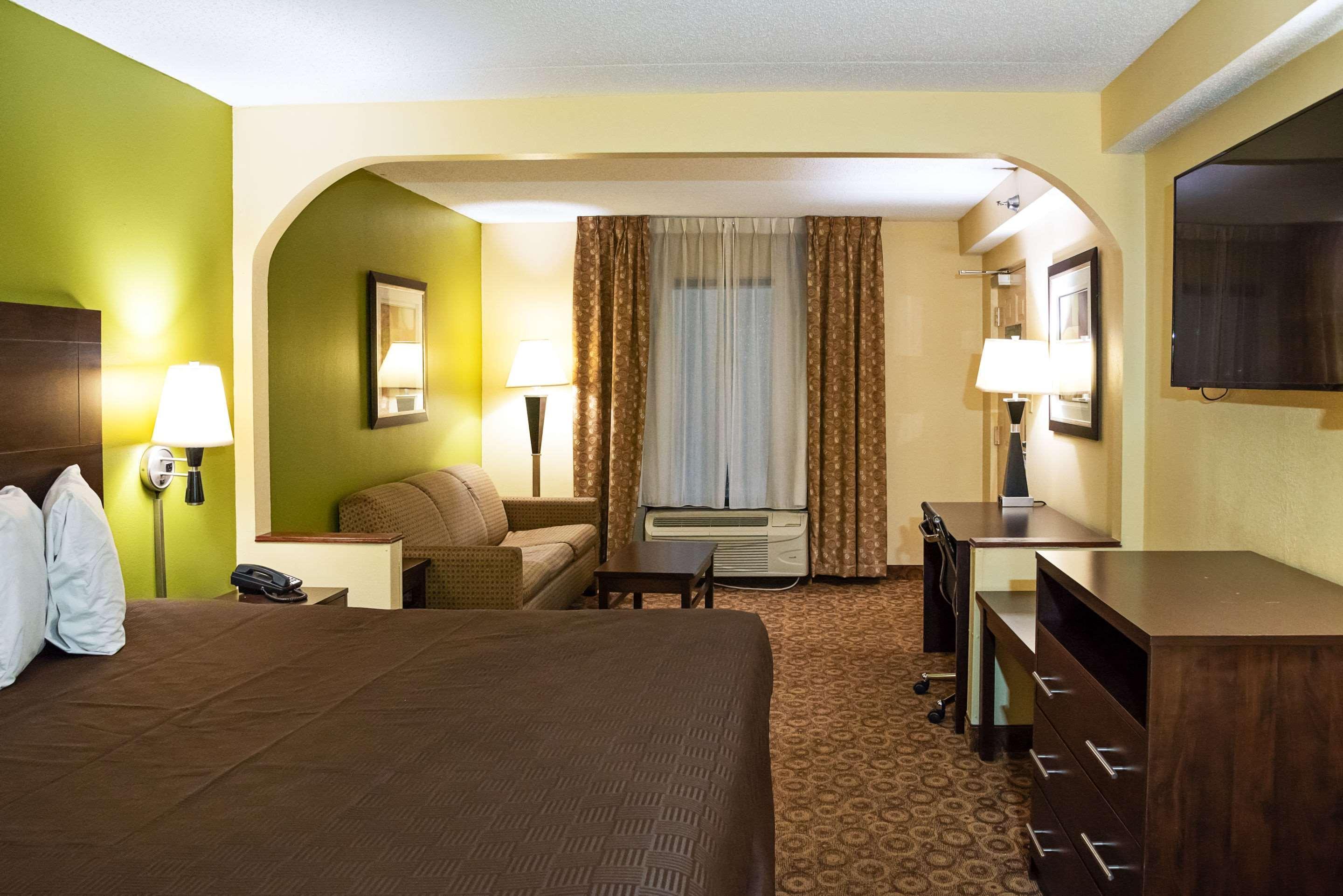 Rodeway Inn & Suites Clarksville Zewnętrze zdjęcie