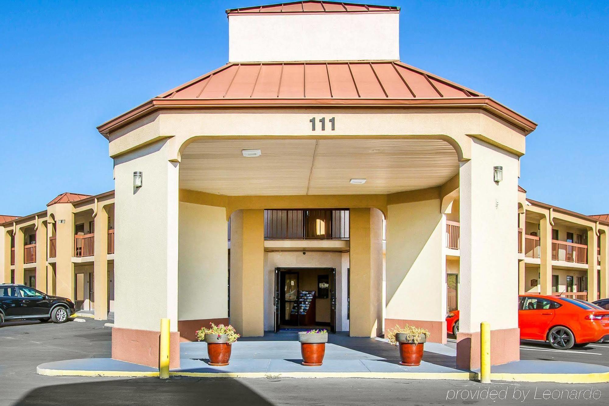 Rodeway Inn & Suites Clarksville Zewnętrze zdjęcie