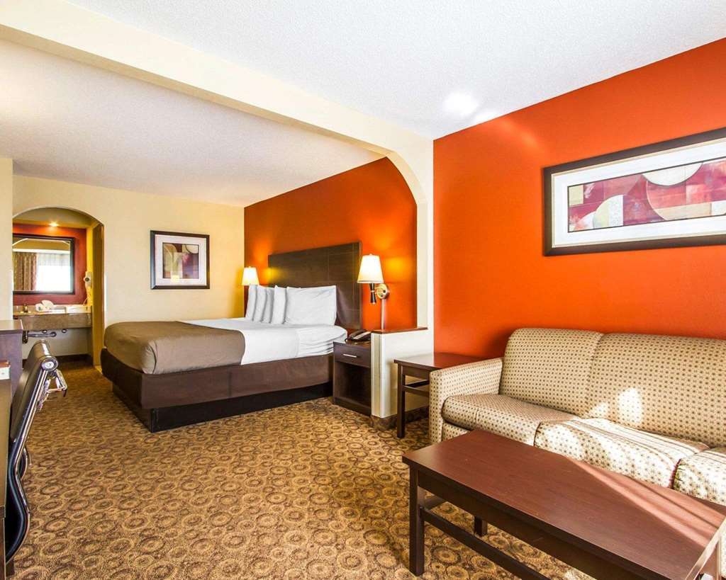 Rodeway Inn & Suites Clarksville Pokój zdjęcie